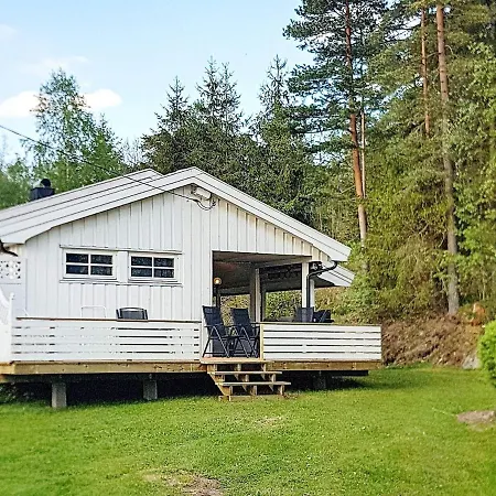 15 Person Holiday In